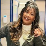 Solange Couto comparece à final do Big Brother Brasil 2026 apesar de problemas de saúde